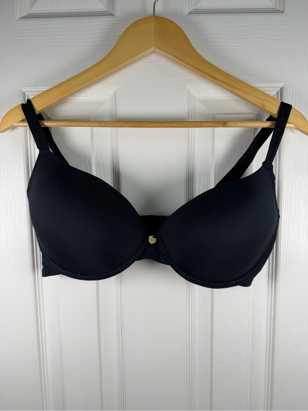 Juicy Couture Black Bra 36D Padded Underwire Seamless T-Shirt Feminine Y2K